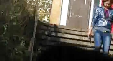 having sex Slim hút và đánh gái xinh rên bóng bóng.